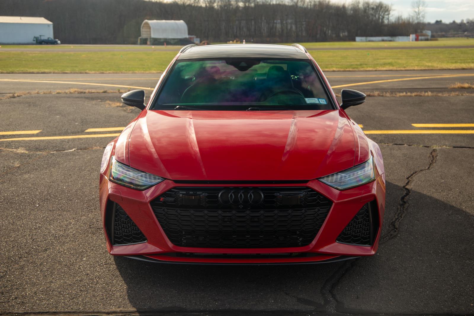 2021 Audi RS 6 Avant Base photo 2