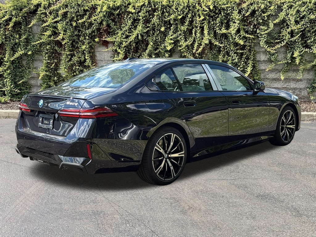 New 2027 BMW 5 Series 550e xDrive Sedan