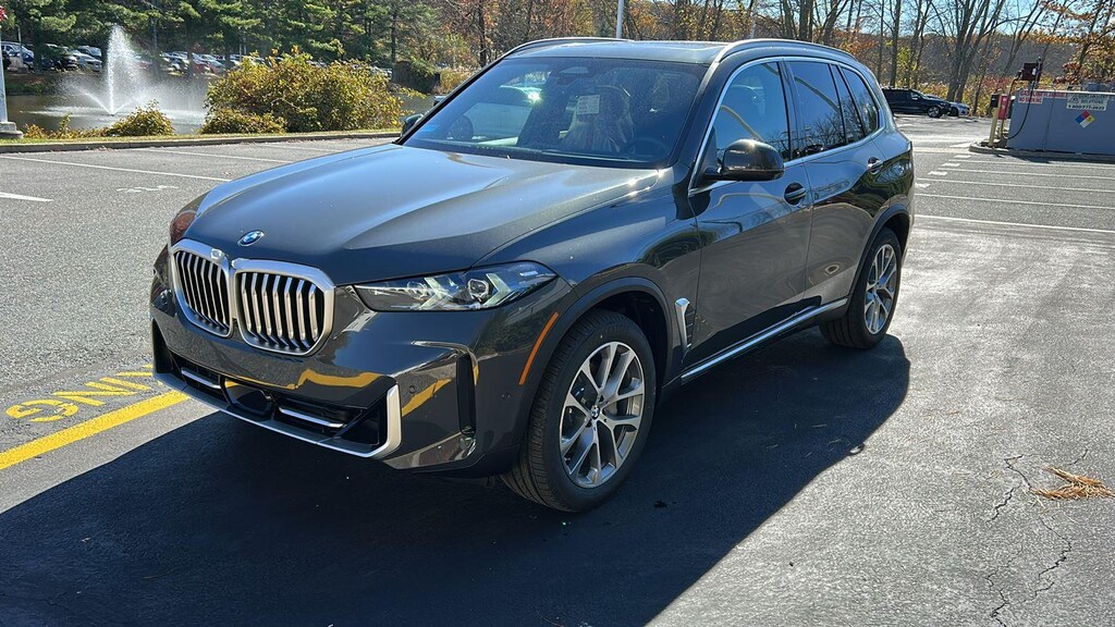 New 2026 BMW X5 xDrive40i Sports Activity Vehicle