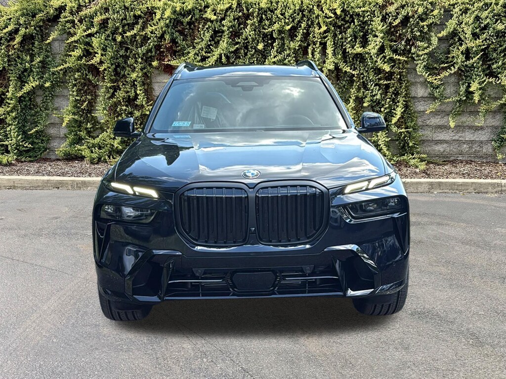 New 2027 BMW X7 xDrive40i Sports Activity Vehicle