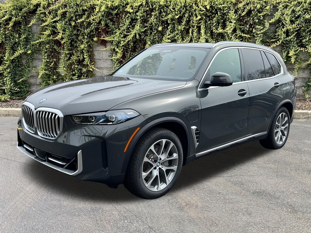 New 2026 BMW X5 xDrive50e Sports Activity Vehicle