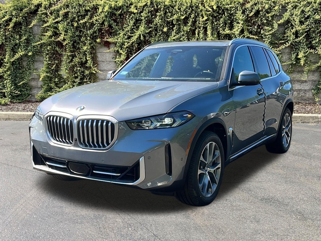 New 2026 BMW X5 xDrive40i Sports Activity Vehicle