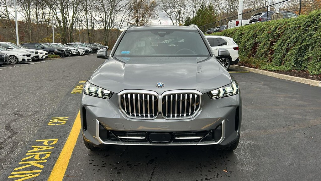 New 2026 BMW X5 xDrive40i Sports Activity Vehicle