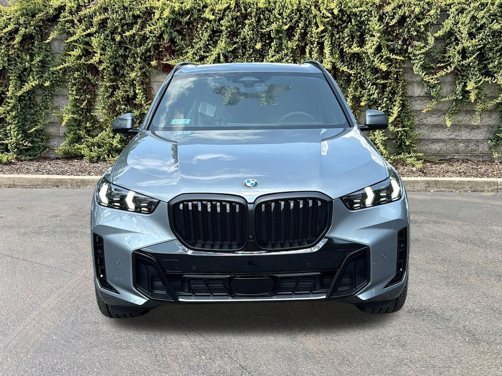 New 2026 BMW X5 xDrive40i Sports Activity Vehicle