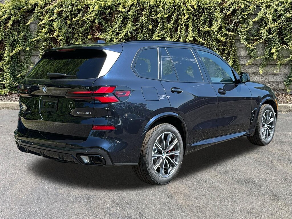 New 2026 BMW X5 xDrive40i Sports Activity Vehicle