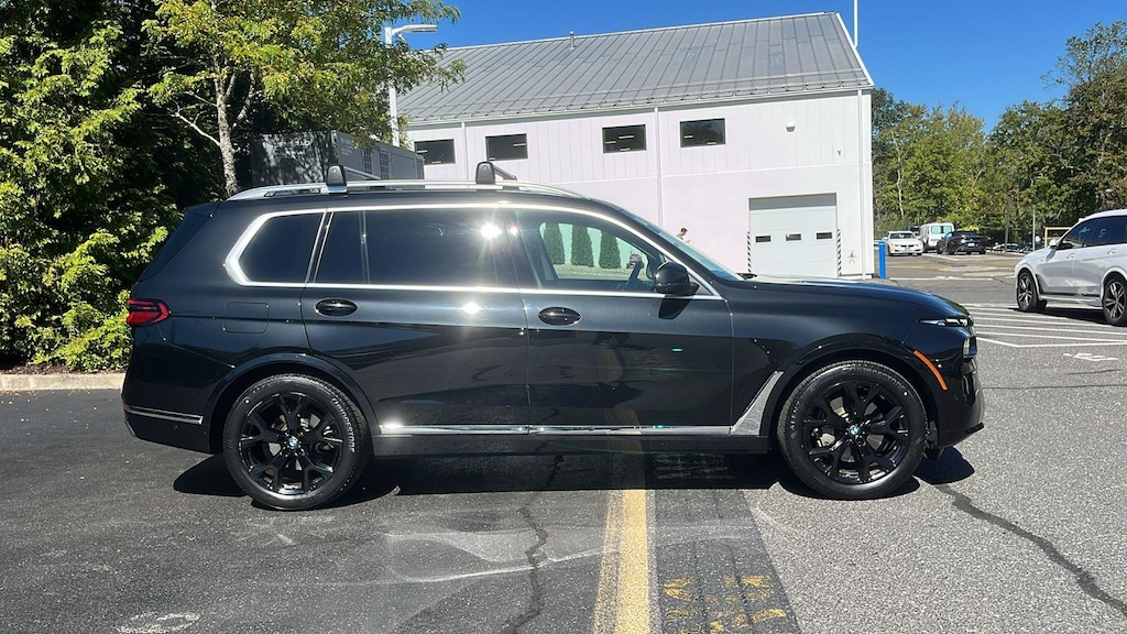 Used 2023 BMW X7 xDrive40i Sports Activity Vehicle