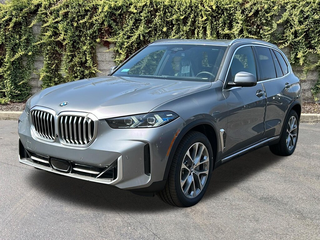 New 2026 BMW X5 xDrive40i Sports Activity Vehicle