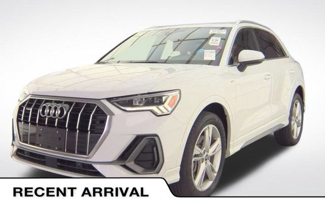 2021 Audi Q3 45 TFSI S Line Premium Plus quattro's photo
