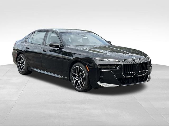 2026 BMW 740i xDrive