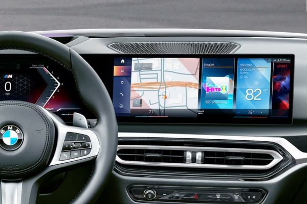 BMW Curved Displays