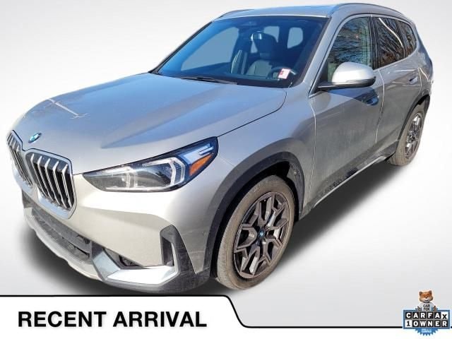 2026 BMW X1 28i's photo