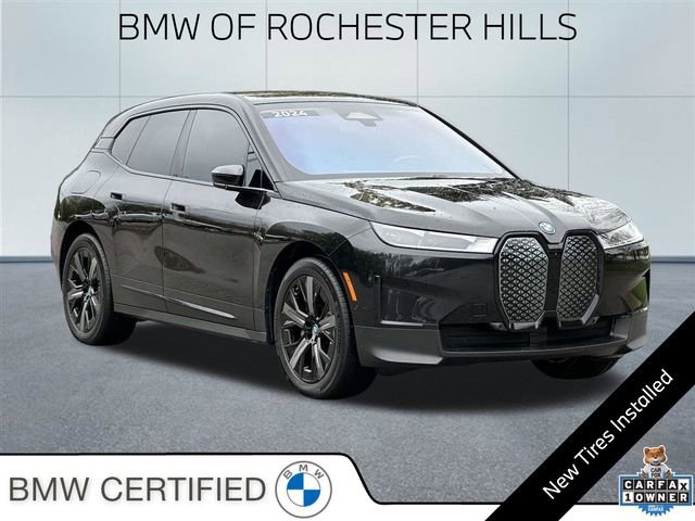 2024 BMW iX xDrive50's photo