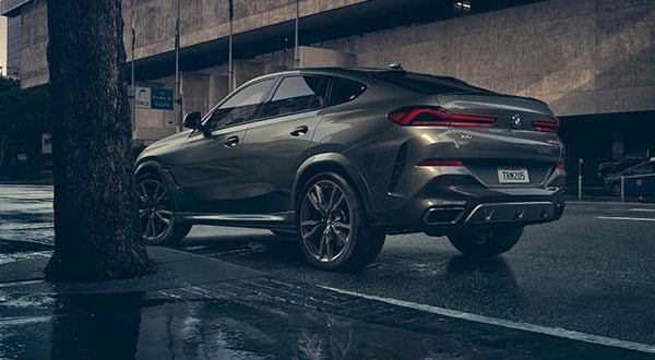 2023 BMW X6 M50i Sports Activity Coupe Performance