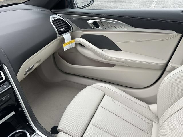 2026 BMW 8 Series 840i - Photo 18