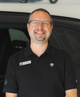 Staff member Jason Wallis from ID_0b52af78e6e6