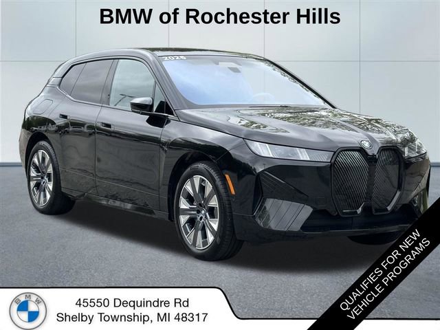 2026 BMW iX xDrive60's photo