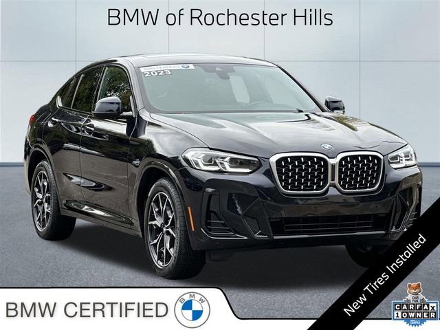 2023 BMW X4 30i's photo