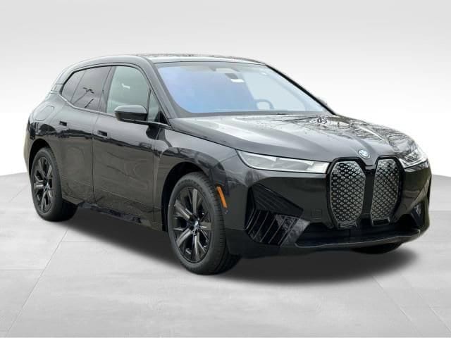 2025 BMW iX