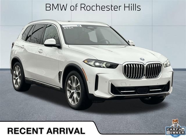 2024 BMW X5 50e's photo