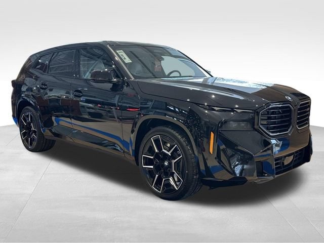 2026 BMW XM Base's photo