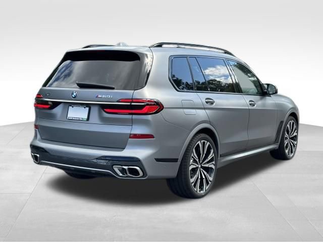 2025 Bmw X7 M60i photo 3
