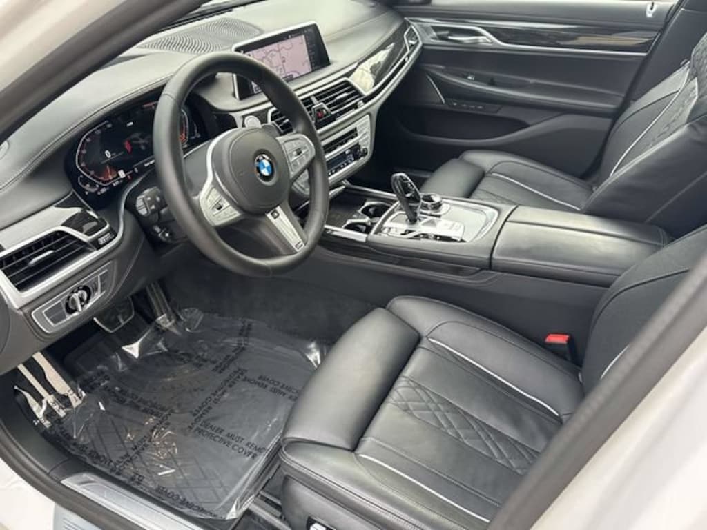Used 2021 BMW 750i xDrive Sedan