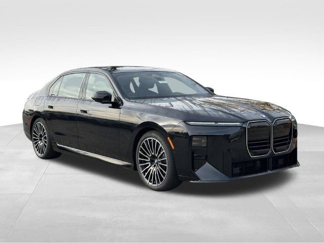 2027 BMW 740i xDrive Sedan