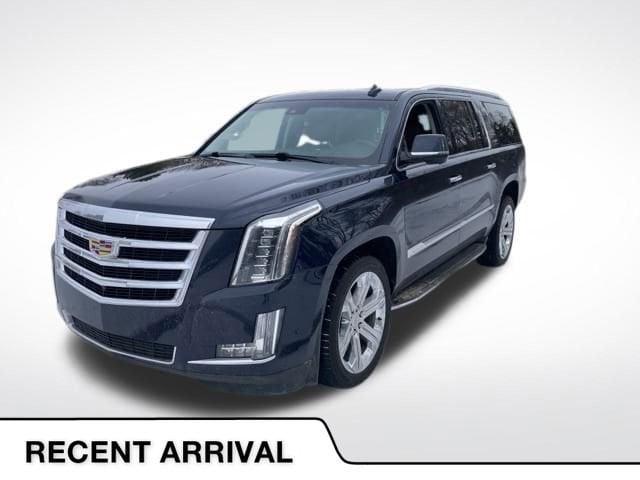 2020 Cadillac Escalade ESV Luxury's photo