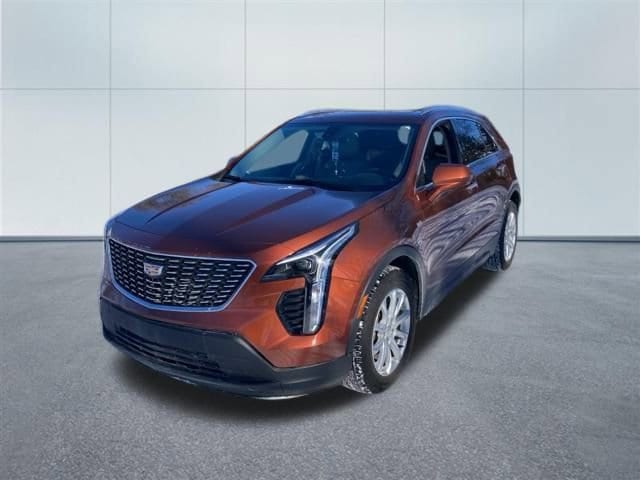 Used 2019 Cadillac XT4 Luxury with VIN 1GYFZBR49KF141273 for sale in Shelby Township, MI