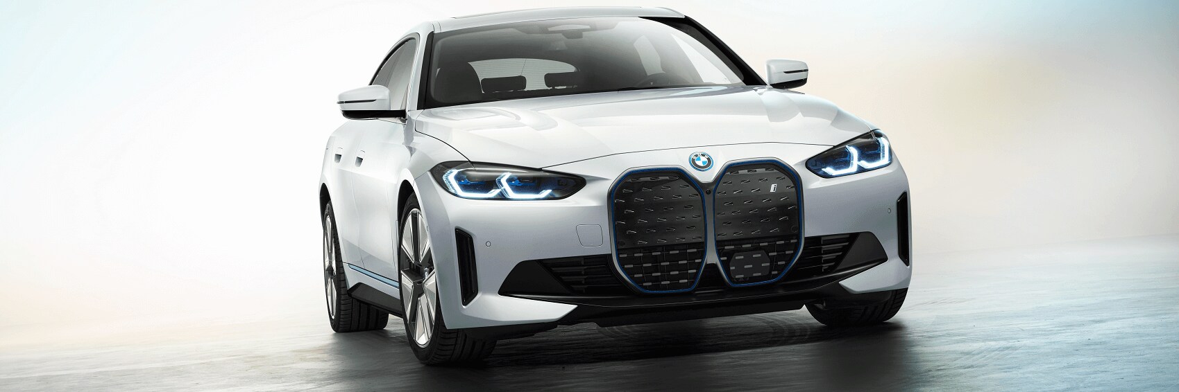 BMW i4 Specs