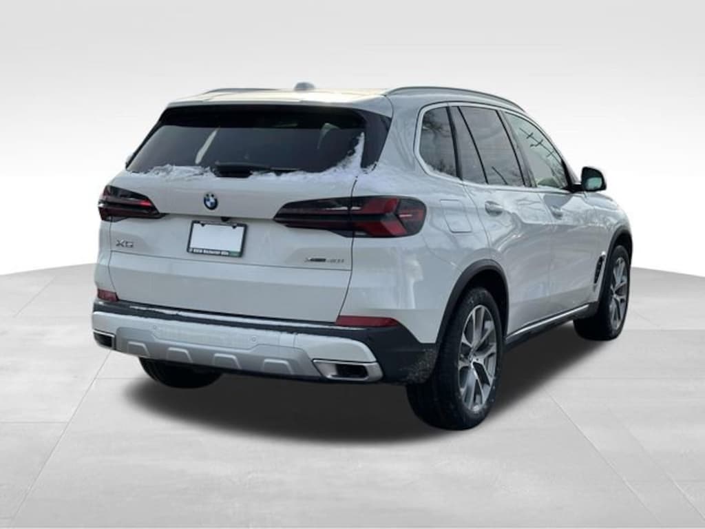 New 2026 BMW X5 xDrive40i SUV