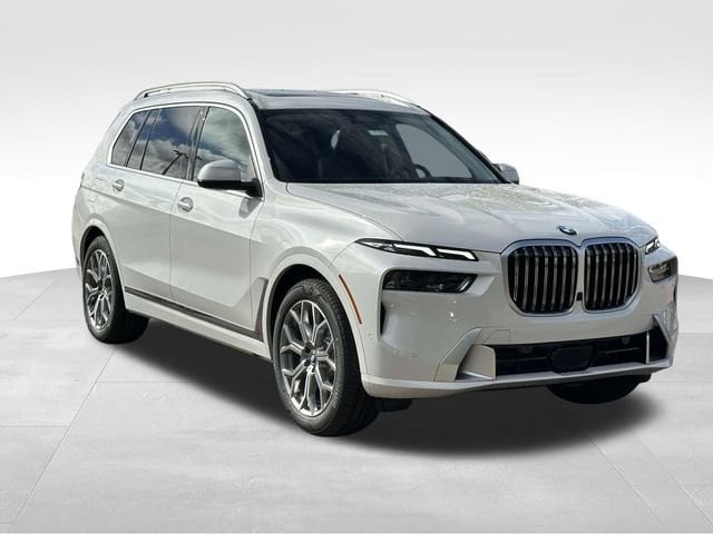 2026 BMW X7 40i's photo