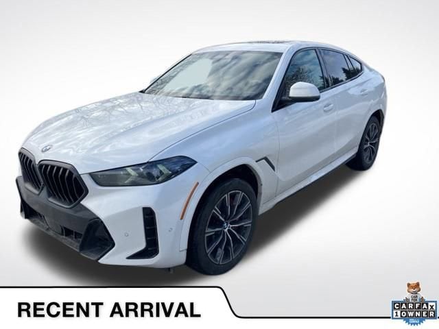 2024 BMW X6 40i's photo