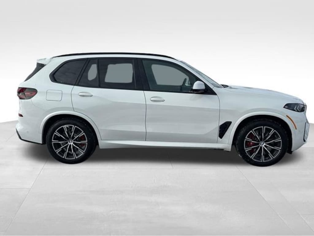New 2026 BMW X5 PHEV xDrive50e SUV