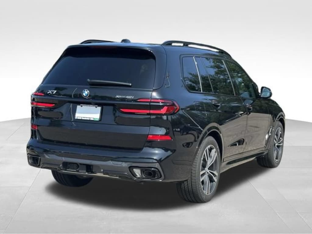 New 2027 BMW X7 xDrive40i SUV