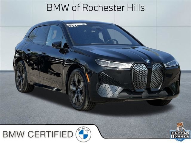 2024 BMW iX xDrive50's photo