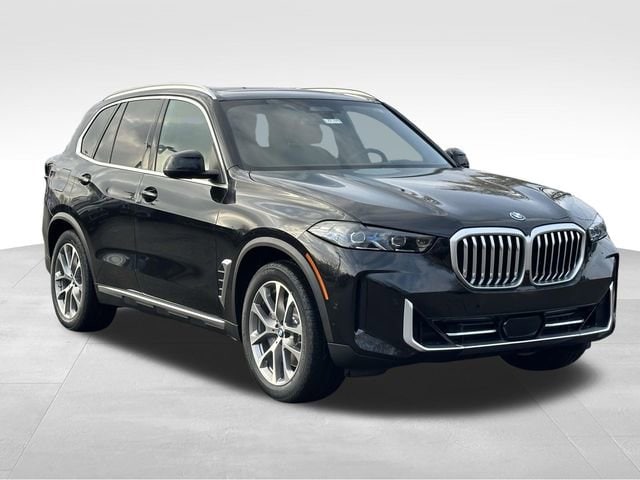 2026 BMW X5 50e's photo