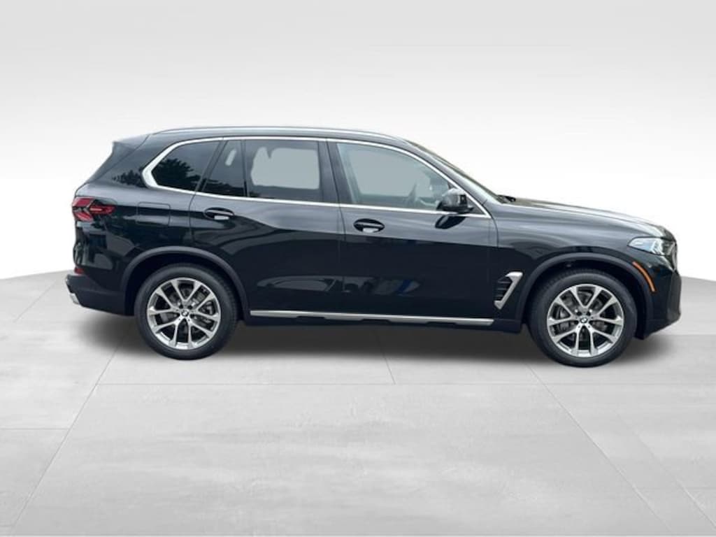 New 2026 BMW X5 xDrive40i SUV