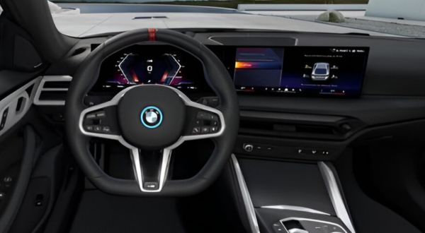 2025 BMW i4 14.9-Inch Touchscreen