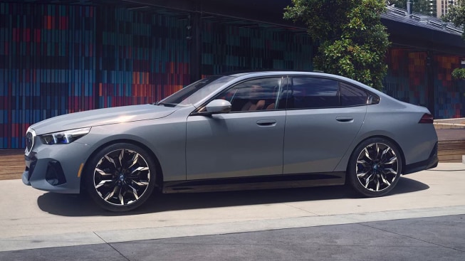 2025 BMW i5 Review