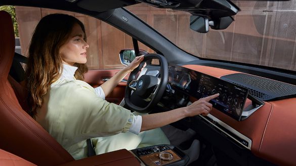 BMW IX