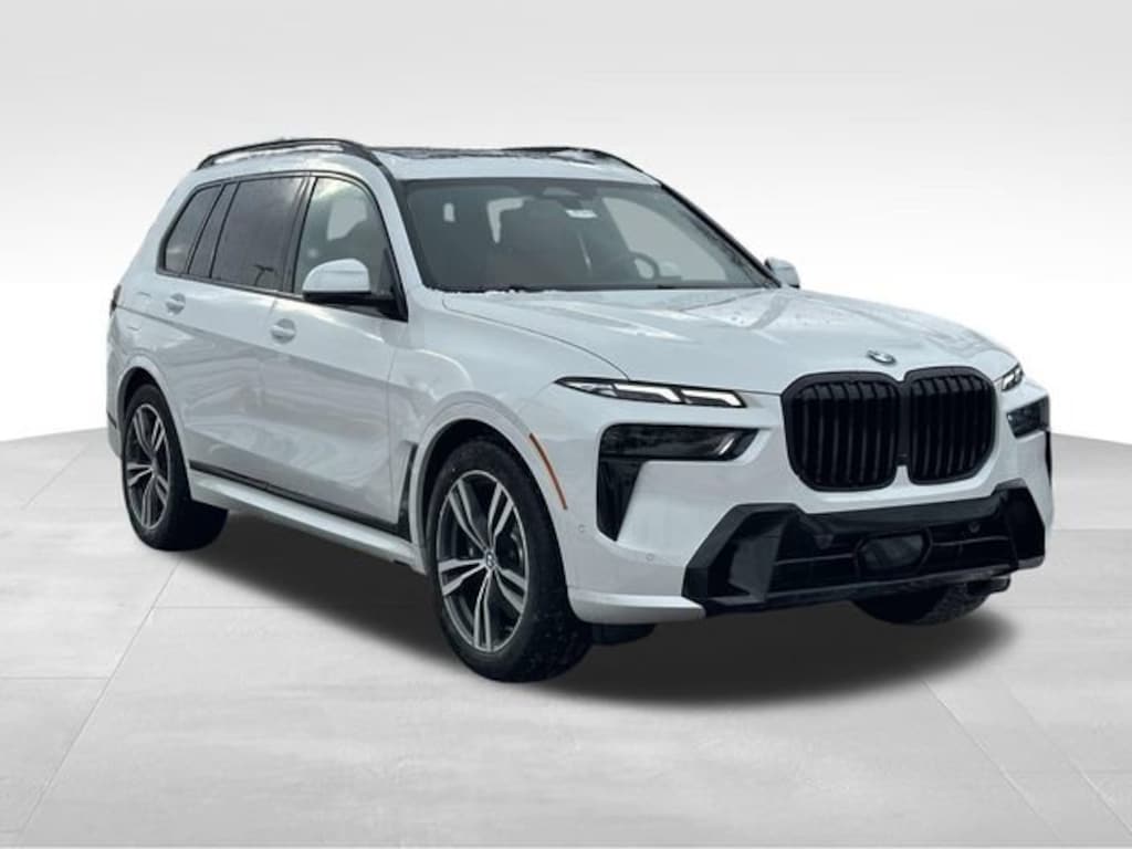 New 2026 BMW X7 xDrive40i SUV