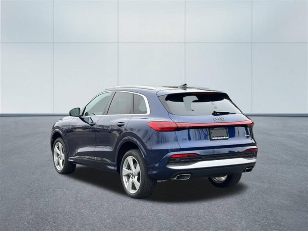 Used 2025 Audi Q5 2.0T Premium SUV