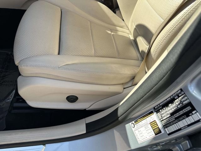2022 Mercedes-Benz GLC GLC300 - Photo 25