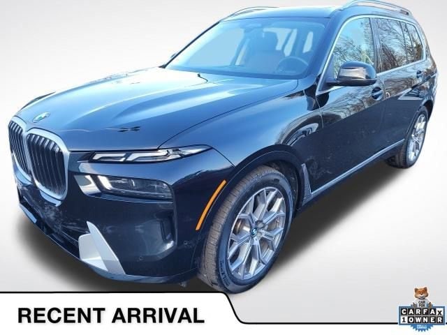 2024 BMW X7 40i's photo