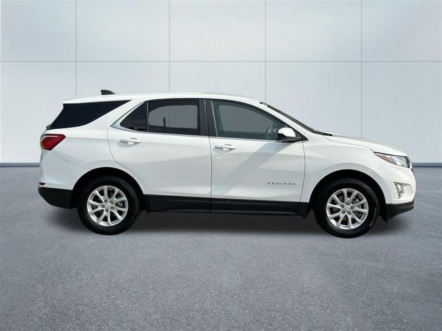 Used 2021 Chevrolet Equinox LT with VIN 3GNAXUEV4MS157614 for sale in Shelby Township, MI