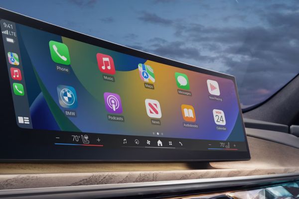 Apple CarPlay and Android Auto Compatibility