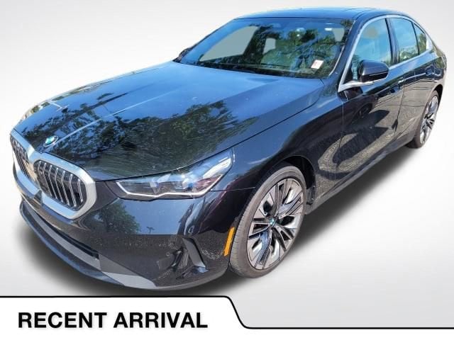 2026 BMW 5 Series 530i xDrive Sedan's photo
