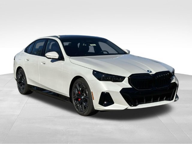 2027 BMW 550e xDrive Sedan