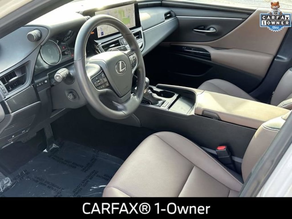 Used 2024 Lexus ES 350 Sedan